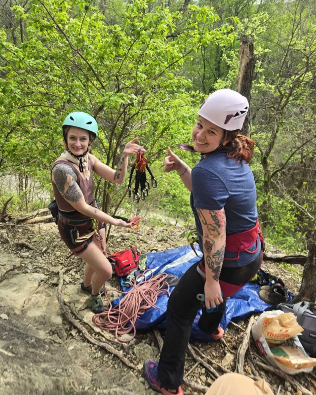 Back at it again with our #gearwetrust series - but this time we're looking at the Edelrid Jayne harness from the Pro Shop.

Jessie has had her harness for about a year and has been rocking it both in the gym and outside.

Here's why it's cool (according to Jessie): "The Edelrid Jayne harnesses are high quality, affordable, and ULTRA adjustable. The waistband being fully movable makes this the most versatile fit in our shop. It fits a huge range and the sizes overlap plenty."

Next time you're in the Pro Shop and you're looking at a harness - consider this one.

#staffgearpick #climbing #climbsoill #outdoorclimbing #ropeclimbing #indoorclimbing