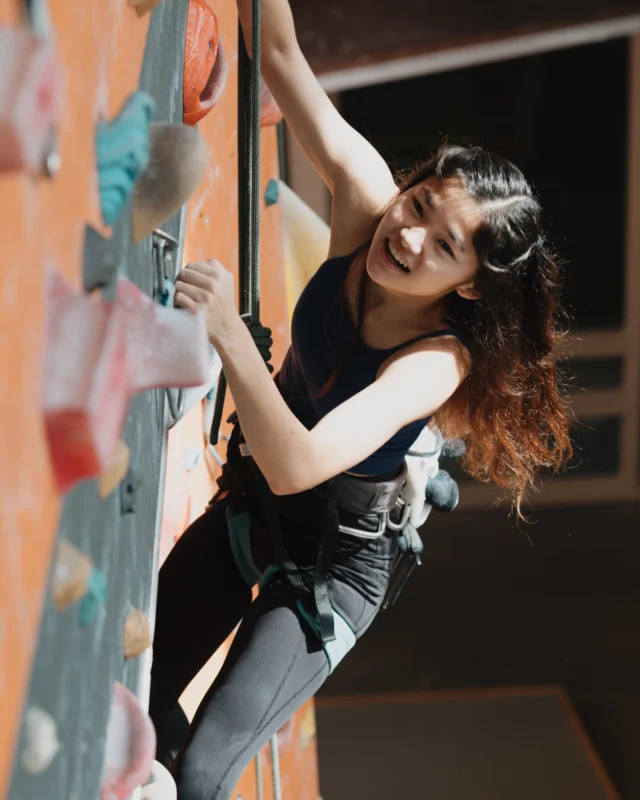 Waking up early in the summer? Probably not happening for us.

But if you’re an early riser and prefer to get a sesh in before coffee, you can always pop into the gym bright and early. We open at 6 AM for members only on Wednesdays at Power Plant and Fridays at Steel Shop.

Come awake or not awake. Either way, our staff will be here to let you in 😉

#earlyinhours #climbsoill #climbinggym #climbing #indoorclimbing