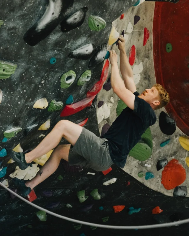 The setters put the finishing touches on 17 new climbs at Power Plant—and they’re tackling the lead cave on Monday.

We’ll see you on the wall!

#climbsoill #routesetting #newboulders #climbinggym #climbing